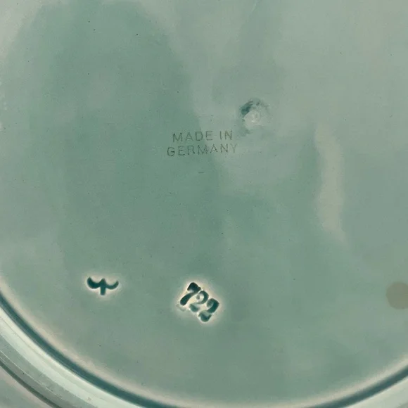 Vintage German Majolica plate dandelion - Picture 4 of 13